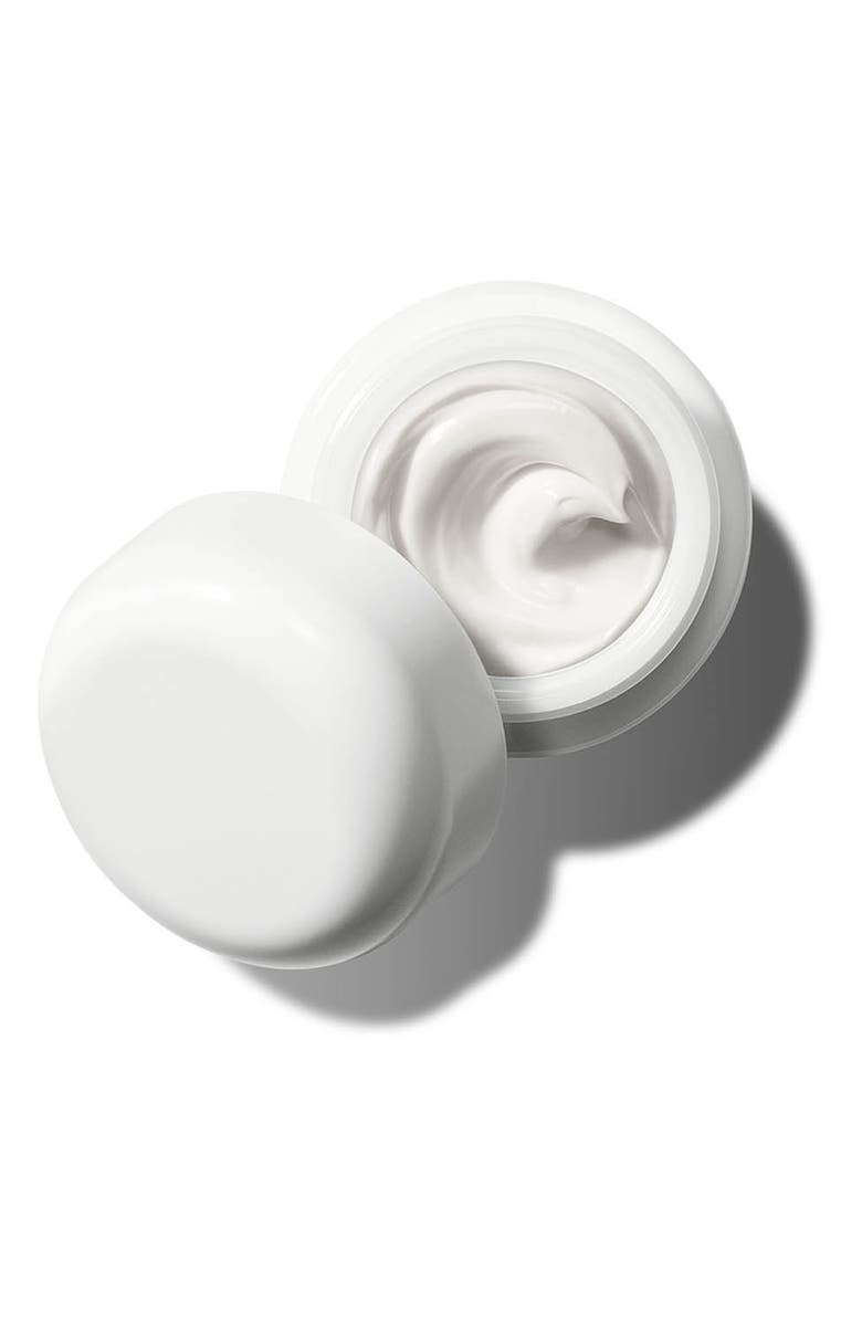 La Mer Crème de la Mer Ultra-rich cream ideal for drier skin face moisturizer shop at Exprimi Beauty Kenya. Home of Skin care, Body care, Make-up, Fragrance & Beauty.