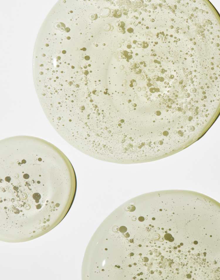 Neutrogena Neutrogena Oil Balancing Facial Wash Face Wash 203863609-3 shop at Exprimi Beauty Kenya. Home of Skin care, Body care, Make-up, Fragrance & Beauty.