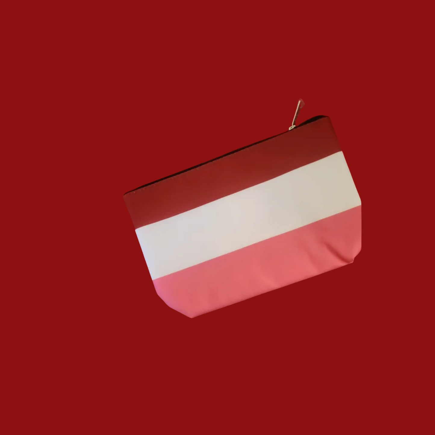 Clinique Clinique bag * Kate Spade New York bag - Hello Gorgeous Bag Clinique_bag_Kate_Spade_Newyork_bag_-_Hello_Gorgeous_EXPRIMI_BEAUTY_KENYA_-_CLINIQUE_KENYA shop at Exprimi Beauty Kenya. Home of Skin care, Body care, Make-up, Fragrance & Beauty.