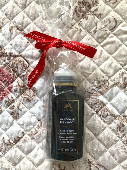 Bath & Body Works Mahogany Teakwood (Cleansing Gel Hand Soap-Bath and Body Works) Mahogany Teakwood (Cleansing Gel Hand Soap-Bath and Body Works) mahogany_1732094815_5c7d716f_progressive_acb5bb58-0b3e-4f03-a57d-0d15dd815b0b shop at Exprimi Beauty Kenya. Home of Skin care, Body care, Make-up, Fragrance & Beauty.